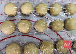 酥到掉渣的豆沙蛋黄酥，你要来一个吗？的做法图解11
