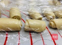 酥到掉渣的豆沙蛋黄酥,你要来一个吗?的做法图解14