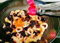 鱿鱼木耳炒黄瓜的做法图解14