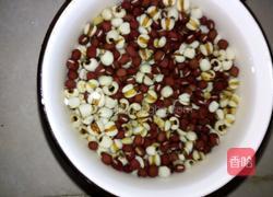 桂圆红豆薏米粥的做法图解1