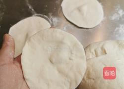 韭菜鸡蛋包子的做法图解17