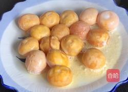 莲蓉肉松蛋黄酥的做法图解7
