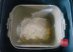 坚果燕麦素油面包的做法图解2