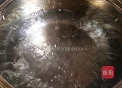 秋季养生美容红薯小米粥的做法图解2