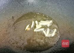 丝瓜毛豆虾米汤的做法图解5