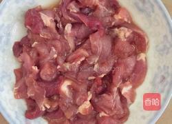 咸菜炒瘦肉的做法图解2