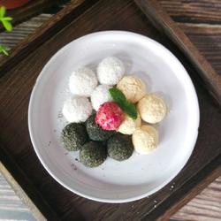 四色汤圆的做法[图]