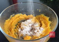 章鱼宝宝馒头的做法图解2