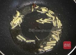 五花肉炖几豆角的做法图解4