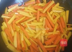 新疆羊肉抓饭的做法图解5