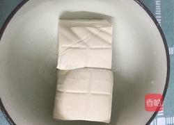 鸡刨豆腐(鸡蛋炒老豆腐)的做法图解1