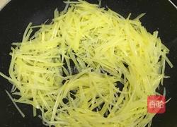 芹菜叶炒土豆丝的做法图解6