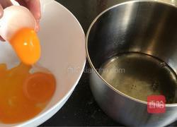 斑马纹戚风蛋糕的做法图解3