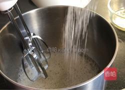 斑馬紋戚風(fēng)蛋糕的做法圖解5