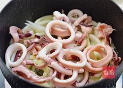 爆炒鱿鱼饭的做法图解5