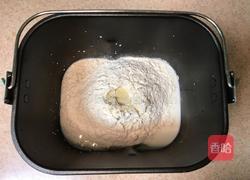 火腿肠葱香芝士包的做法图解2