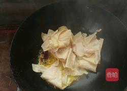 小白菜炒豆筋的做法图解3