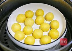 椰香南瓜糯米糍的做法图解11