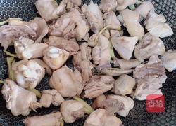 木耳炖鸡的做法图解5