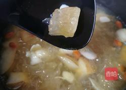 银耳雪梨百合枸杞汤的做法图解13