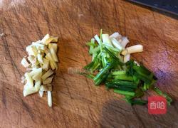 西红柿虾仁豆腐汤的做法图解4