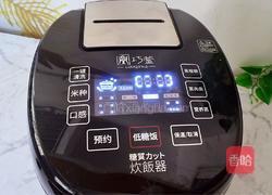 板栗香菇腊肠焖饭的做法图解8