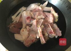 虫草花参须鸡汤的做法图解5