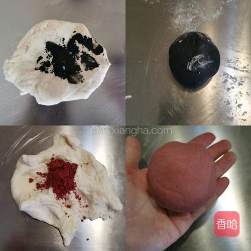 白面分别取两个1/3的面团,分别加入竹炭粉,红曲粉,揉成均匀光滑的面团。