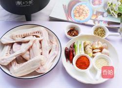 电饭煲鸭翅的做法图解1