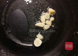 韭黄炒鸡蛋的做法图解3