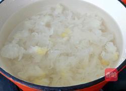 银耳百合白果汤的做法图解5