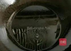 Illustration of how to make delicious and nutritious corn, carrot and meat dumplings without chicken essence, MSG, oyster sauce and cornstarch 5