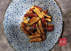 红薯黑米粥的做法图解2