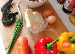 鹅肝虾仁炒饭的做法图解1