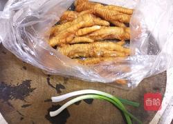 焖鸡爪的做法图解1