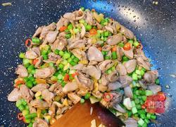 鸡心炒蒜苔的做法图解11