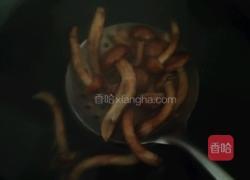 油蘑溜白菜的做法图解1