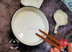 牛奶椰蓉小方的做法图解2