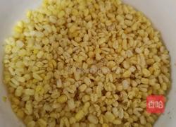 绿豆糕的做法图解1