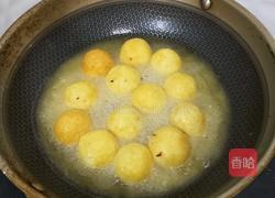 炸土豆球的做法图解3