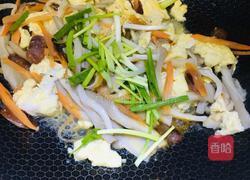 腊肠平菇炒蛋的做法图解8