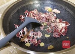 酸菜炒鸭胗的做法图解9