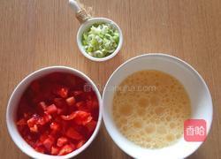 番茄鸡蛋玉米面条的做法图解2