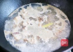 莲藕排骨汤的做法图解5