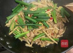 酸笋炒瘦肉的做法图解9