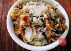 酸菜鸡蛋炒饭的做法图解6