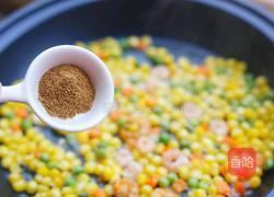 椰香虾仁炒饭的做法图解6