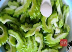 苦瓜炒肉片的做法图解5