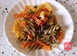 牛肉虾仁芦笋意面的做法图解1