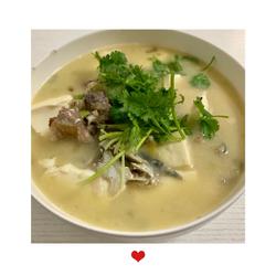 鱼头嫩豆腐汤的做法[图]